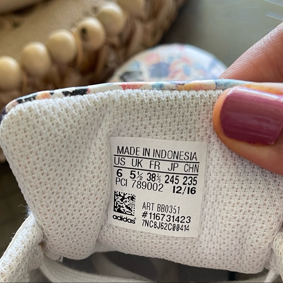 Adidas Superstar - Picture 5 of 5